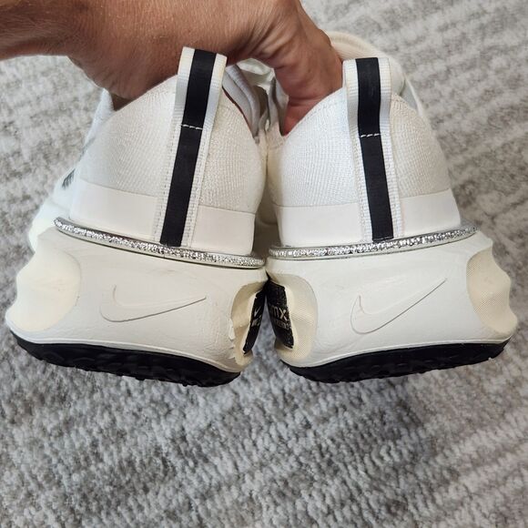 Nike women's ZoomX Invincible Run 3 white black size 10.5 DR2660-102 - Picture 8 of 14